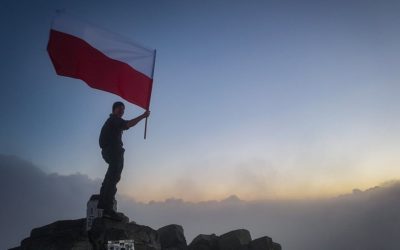 Sztafeta Niepodległości wyruszyła z Rysów nad Bałtyk!