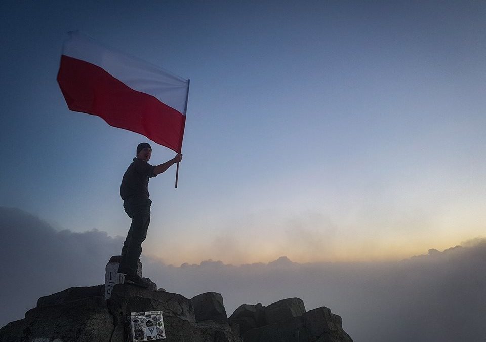 Sztafeta Niepodległości wyruszyła z Rysów nad Bałtyk!